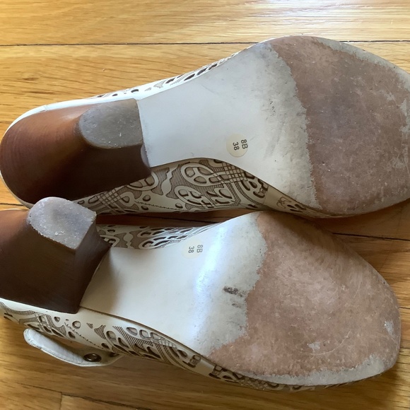 Vince Camuto Febbie Mary Janes Shoes US 8 EU 38 - Picture 4 of 5